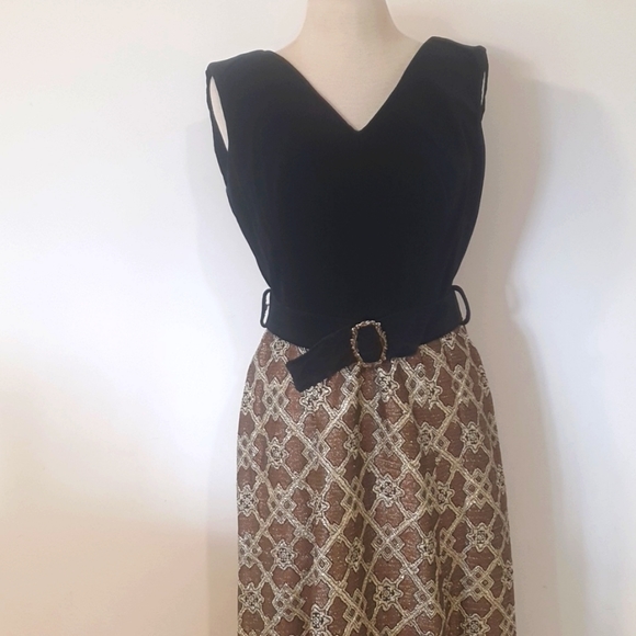 Silver Star of Sydney Vintage Velvet Black and Gold Maxi Dress Size 16 - Picture 2 of 8